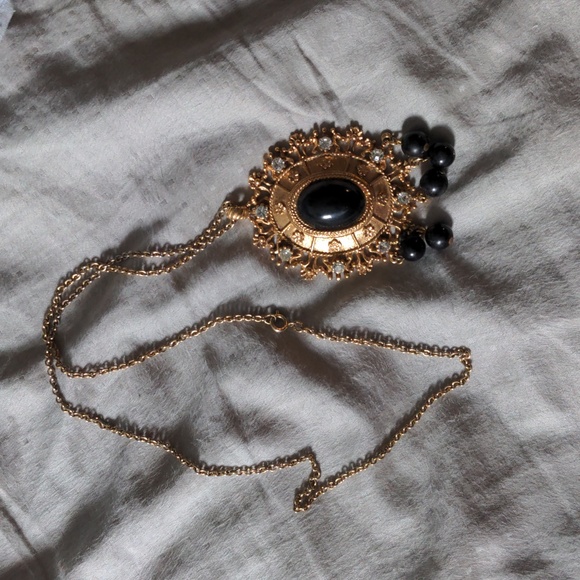 Funky 1970s Celebrity Gems Medallion Pendant Necklace Gothic Vintage Chunky - Picture 5 of 8